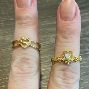 2 Gold colored heart rings